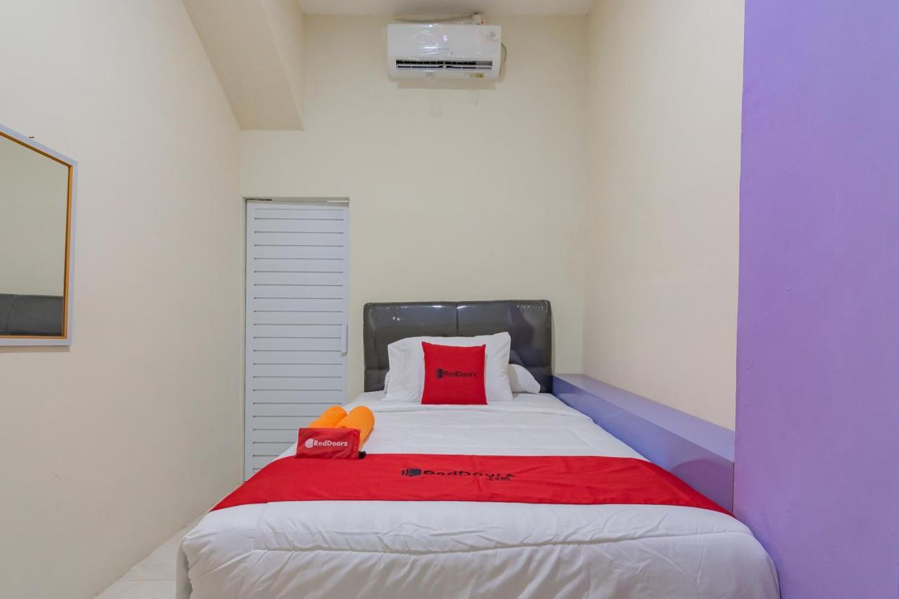 Reddoorz Near Trans Studio Bandung 3 Dış mekan fotoğraf